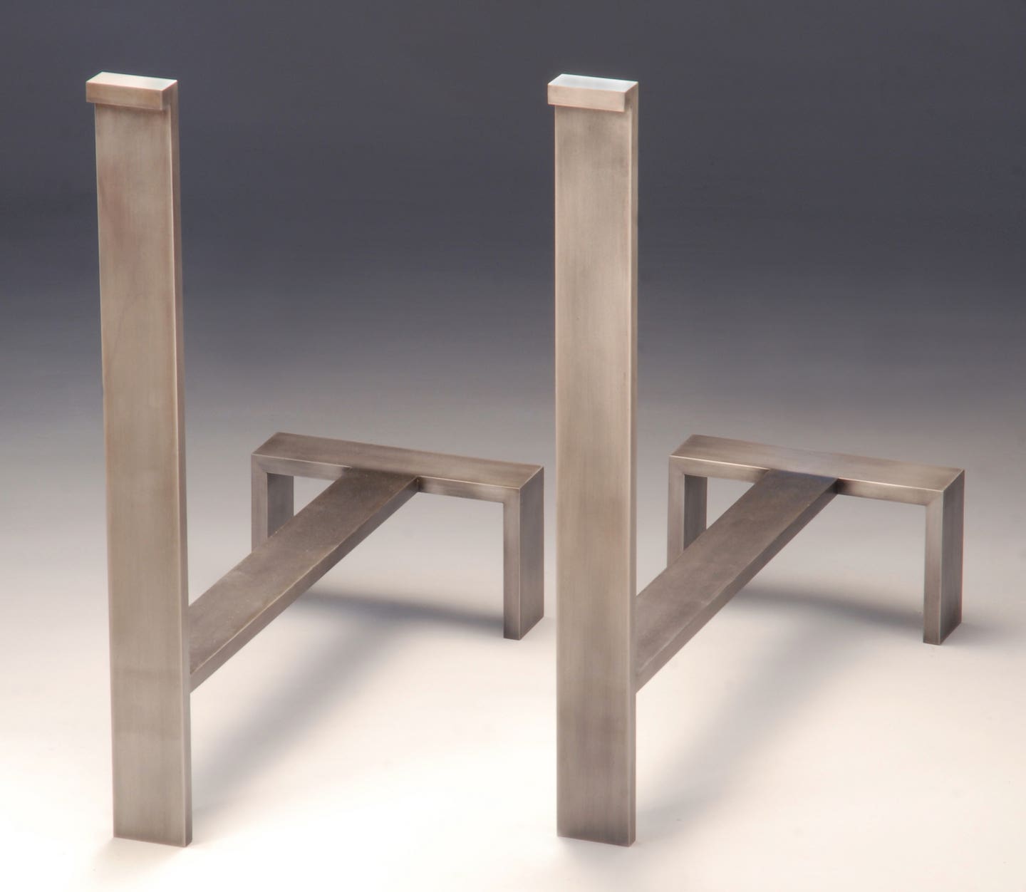 james-demartis-minimalist-andirons-detail-i.jpg