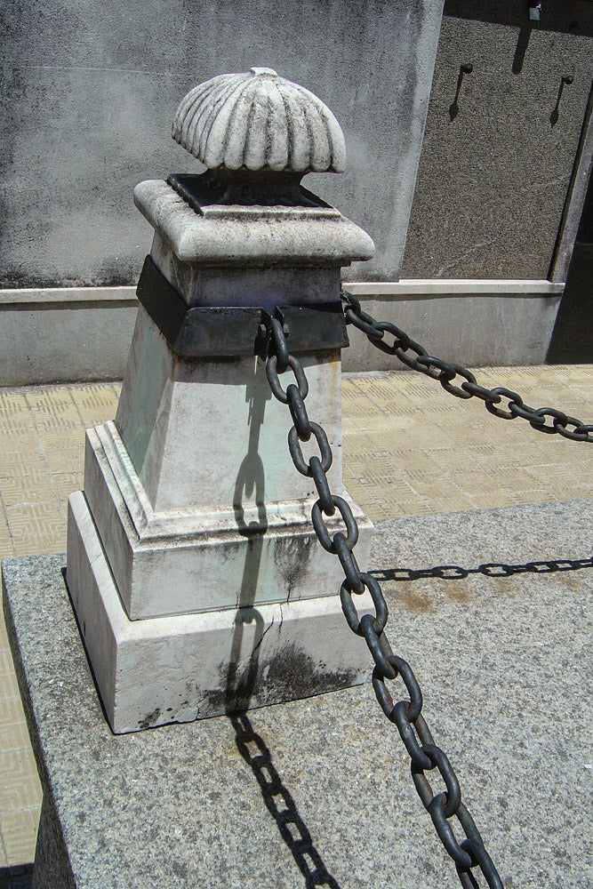 bronze-iron-stains.jpg
