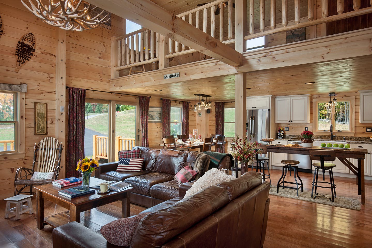 clearwaterint1-coventry-log-homes.jpg