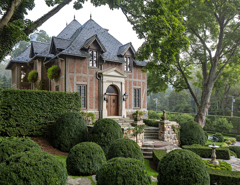 new_normandy_manor_house_-_01_-_entry_facade.jpg