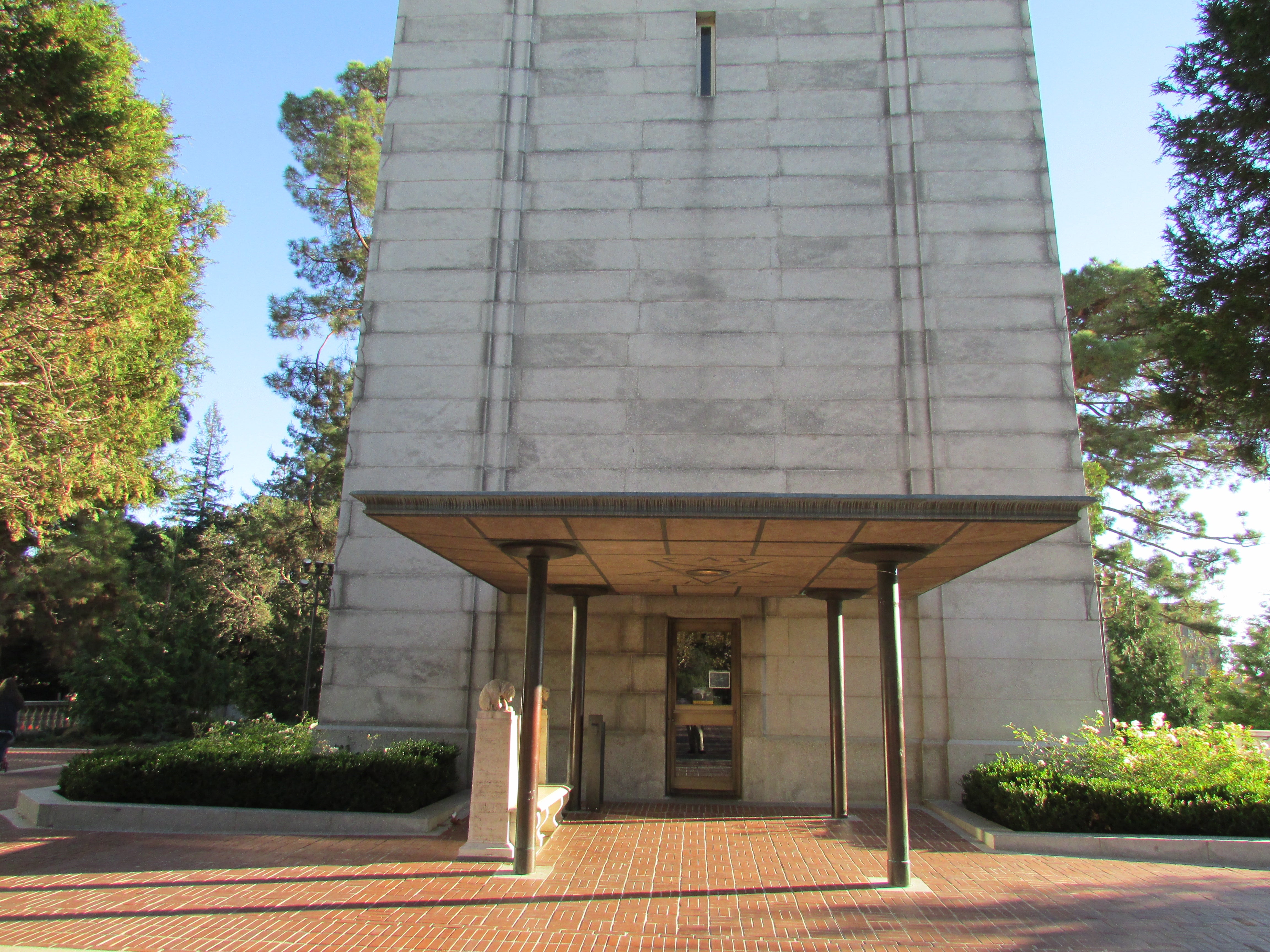 8-porch-campanile-university-of-california-berkeley-1960.jpg