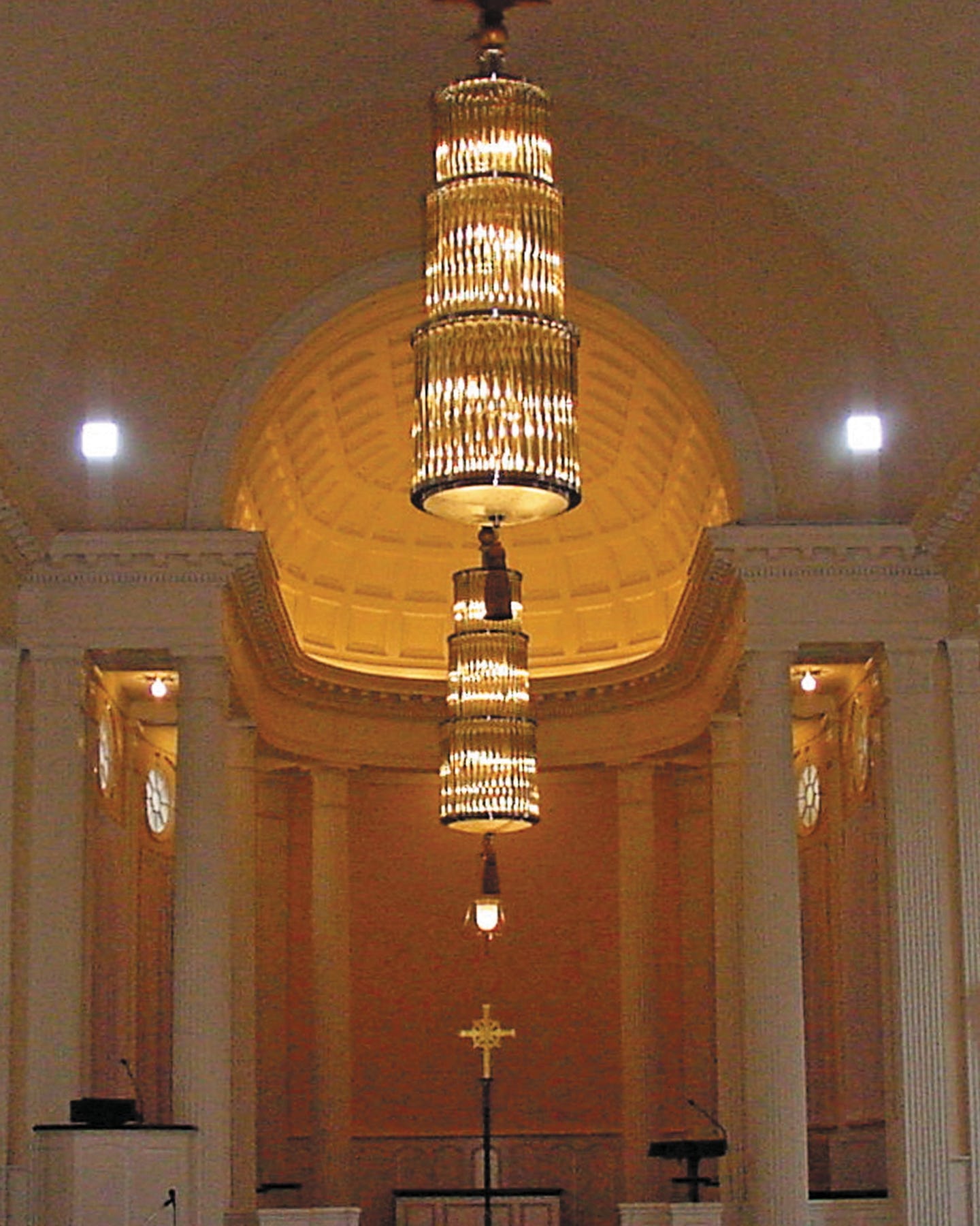 grand-light.jpg