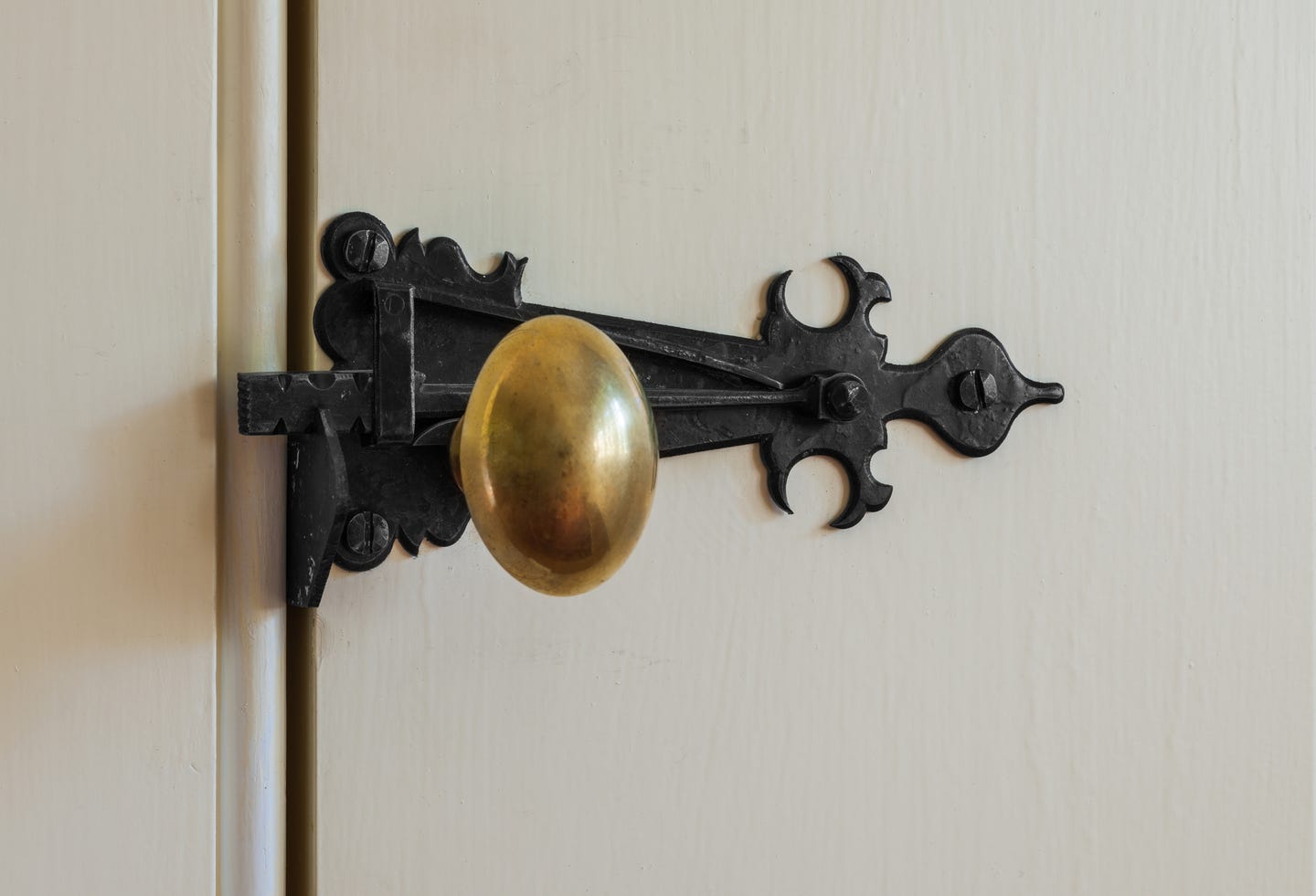 heritage-metalworks---custom-door-latch.jpg