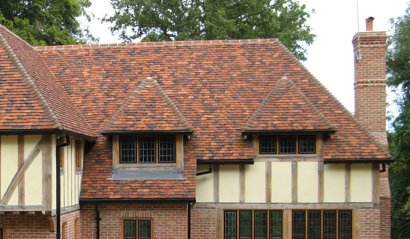 3-northern-roof-tiles-from-england-handmade-tudor-shingle-tiles.jpg