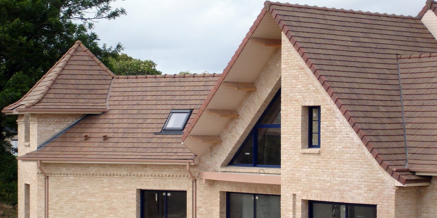 13-northern-roof-tiles-from-france-beauvoise-flat-interlocking-tiles.jpg