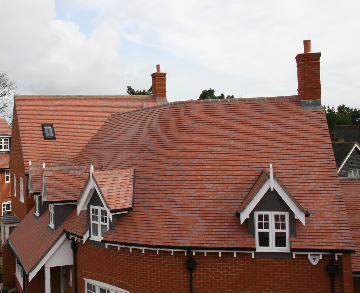 14-northern-roof-tiles-english-dreadnought-smooth-shingle-tile.jpg