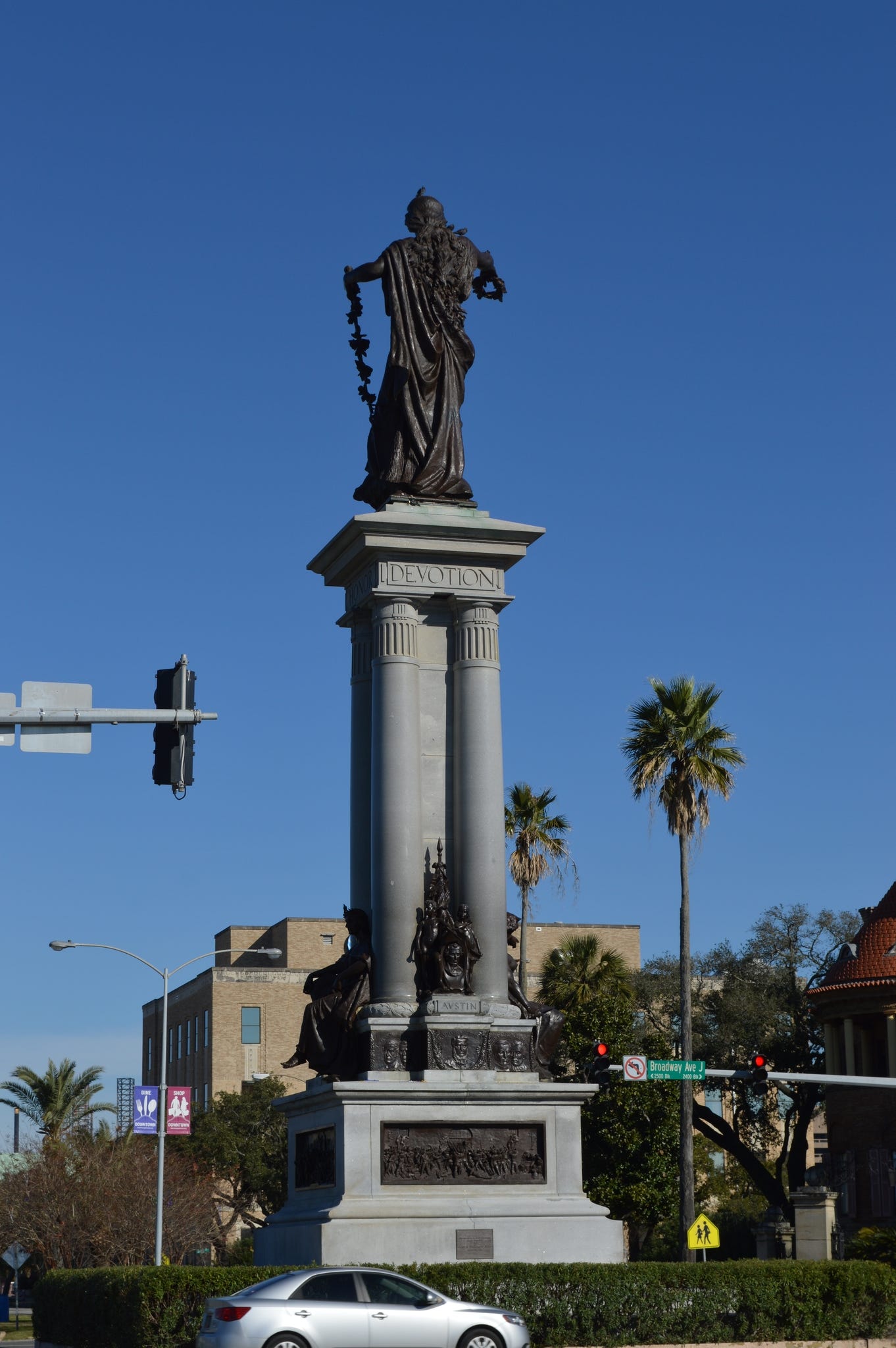 r_alden-heroes-monument-after-scaffold-36.jpg