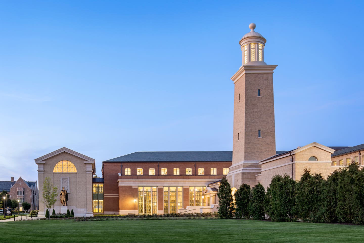 10-john-simpson-walsh-family-hall-architecture-univ-of-notre-ame.jpg