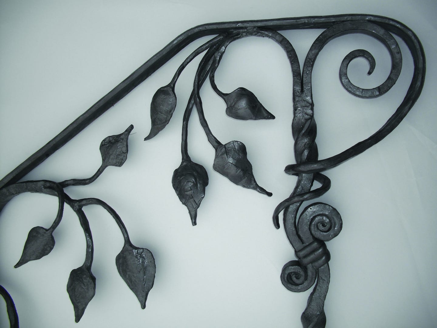 bills-custom-metal-railing-2.jpg