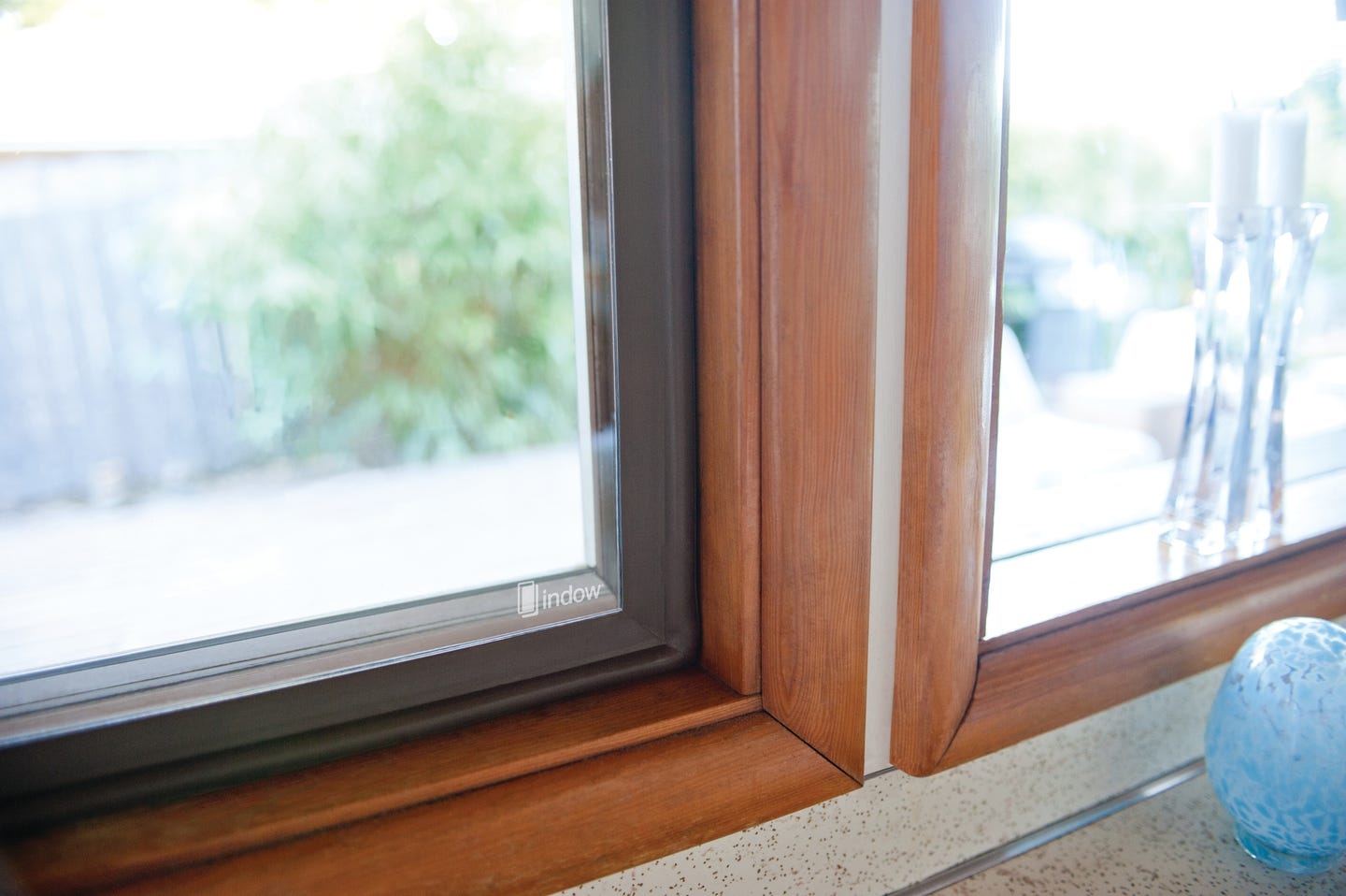 indow-dsc_2201-window-detail-med-res-cmyk.jpg