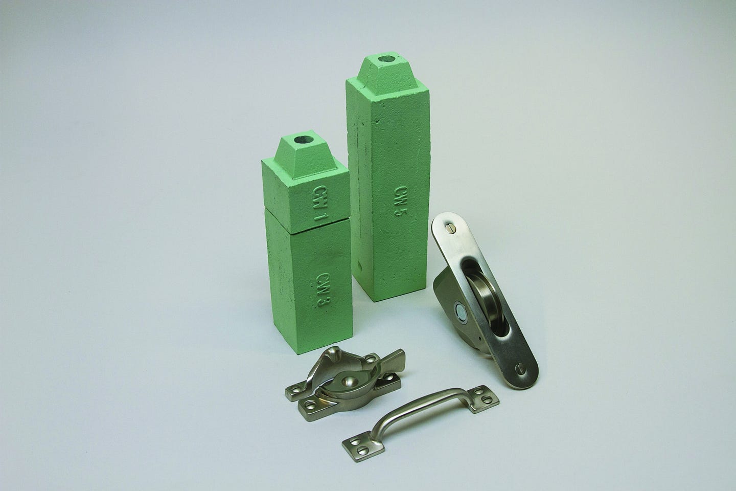 srs-weights-lock-and-pulley.jpg