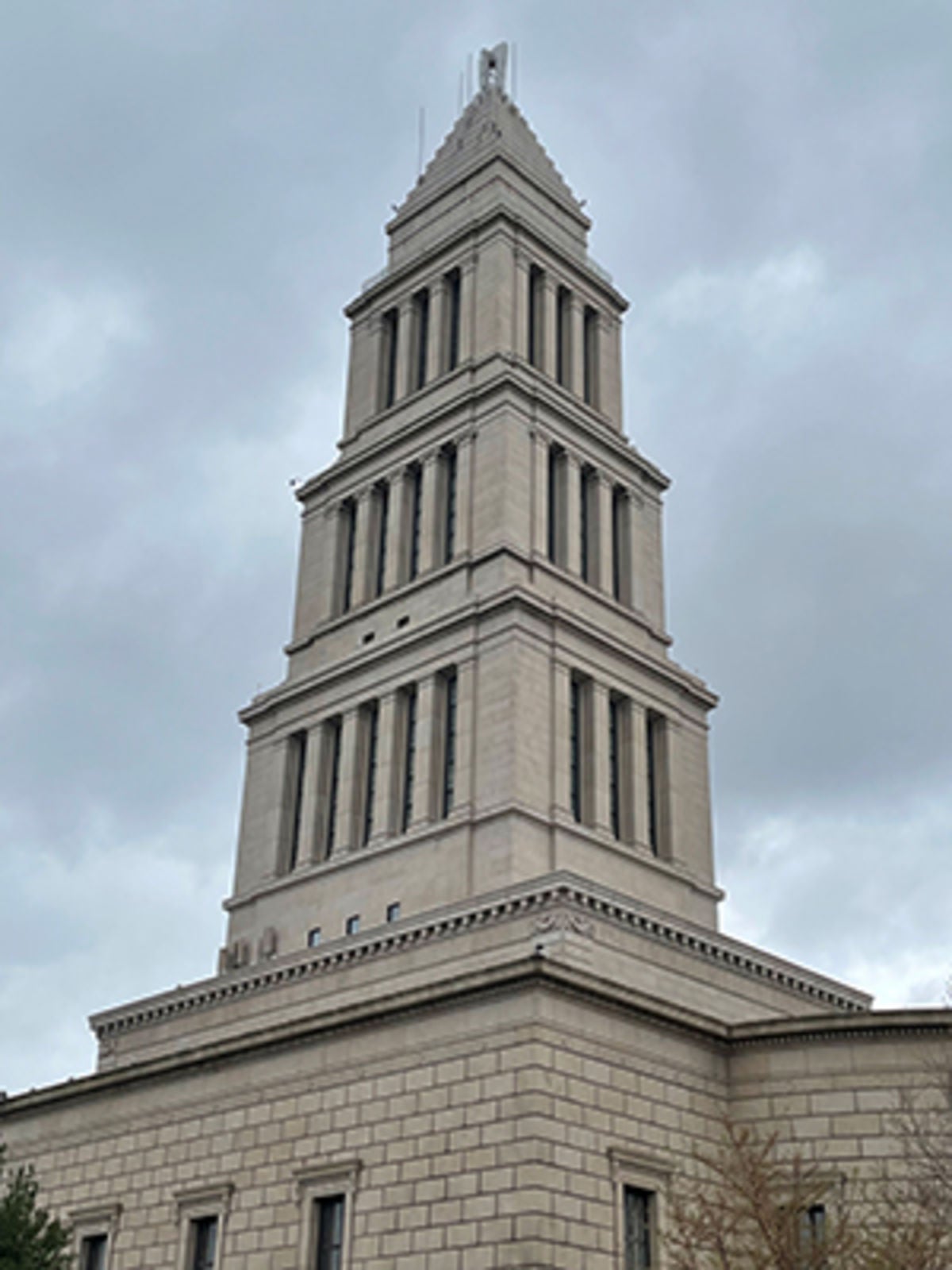 gw-memorial-300.jpg