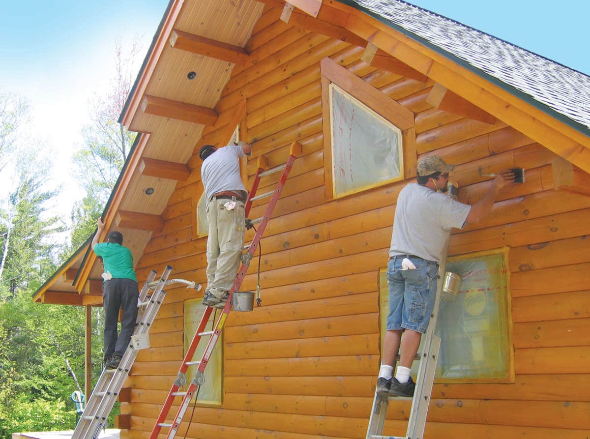 perma-chink-log--staining.jpg