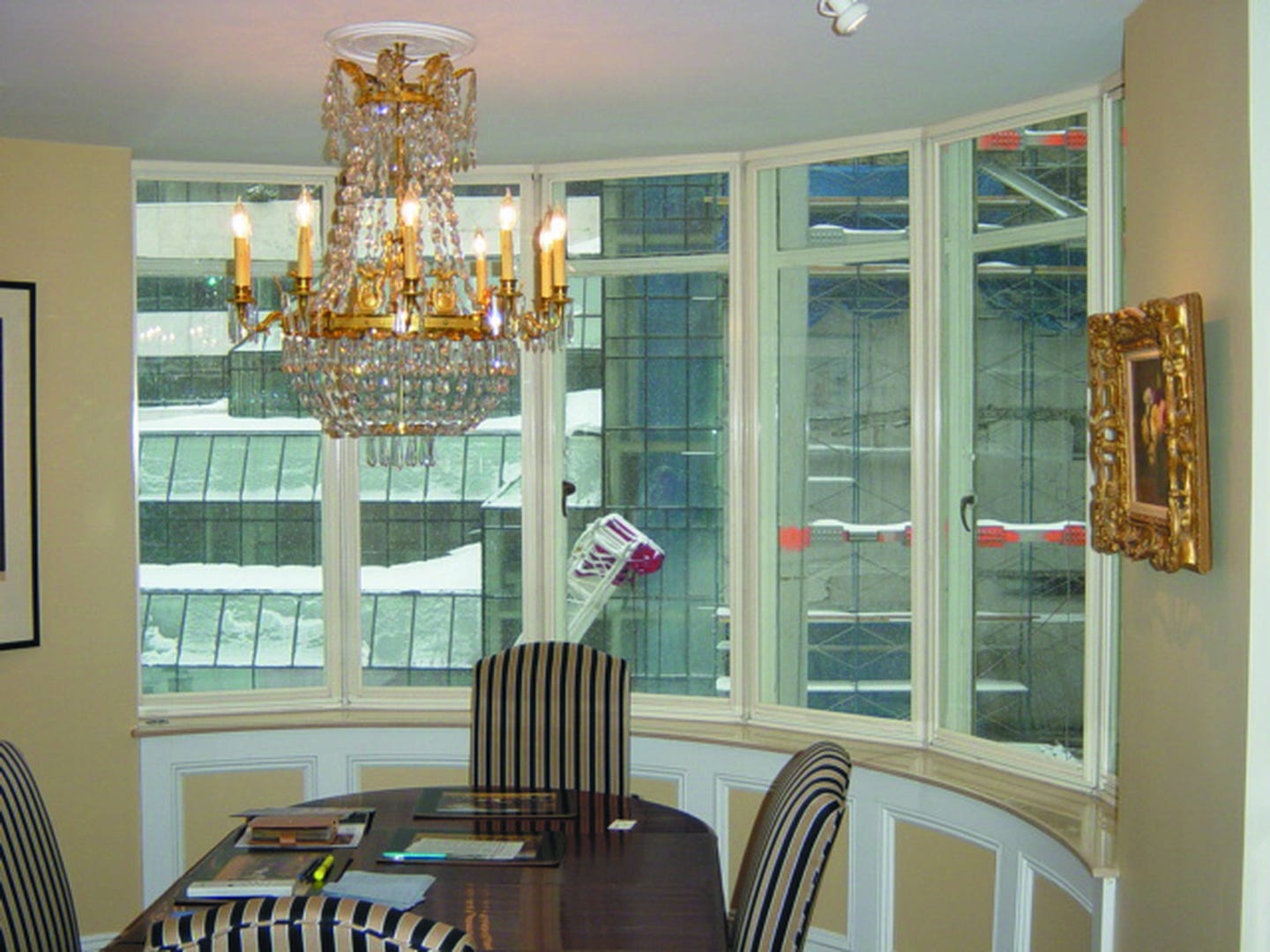 c06304.jpg