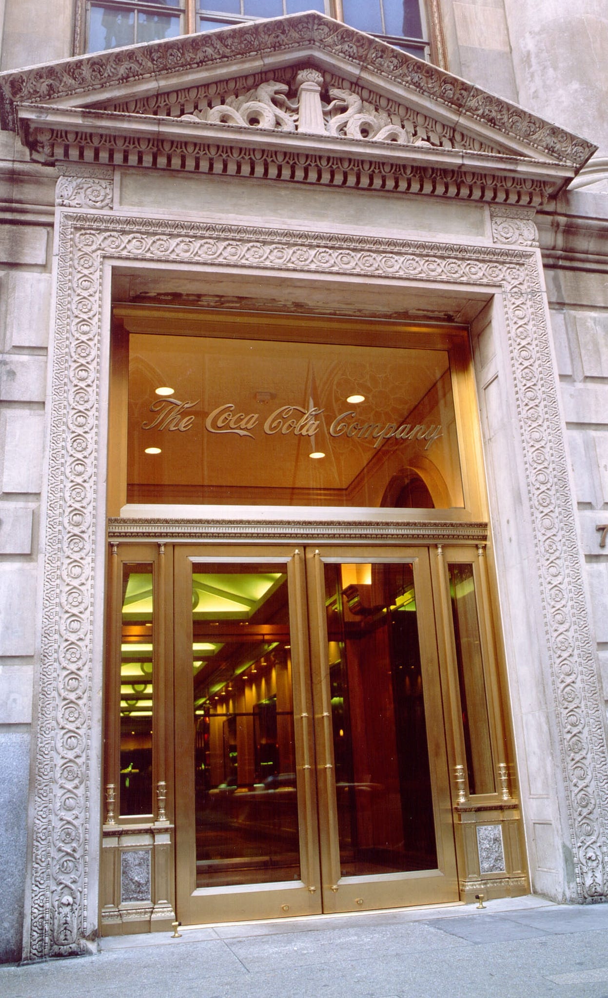 hist-arts-cast-bronze-storefront.jpg