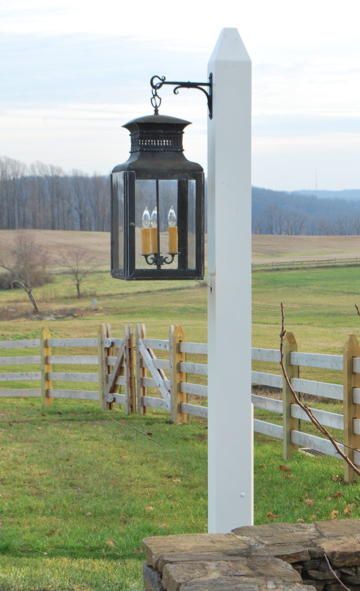 heritage-metalworks---patrician-lantern.jpg