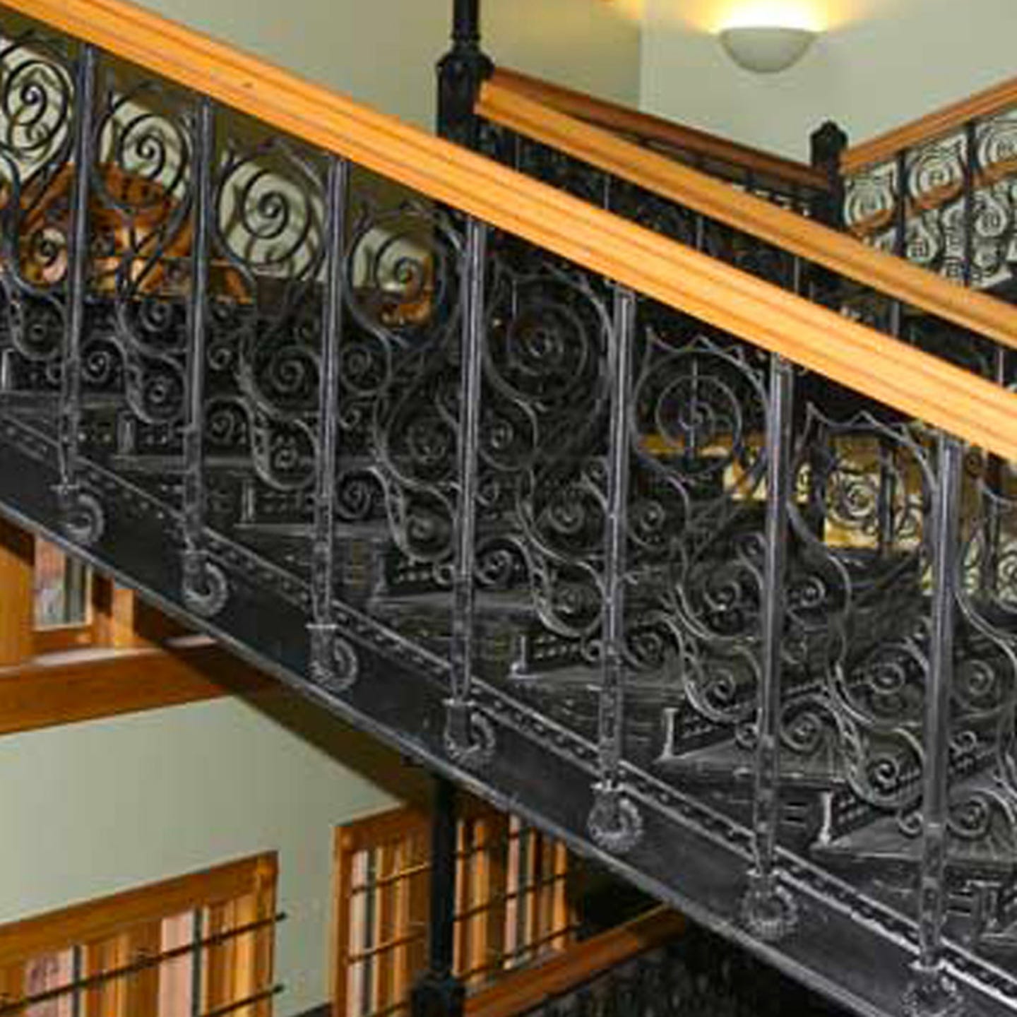 old-red-courthouse-cover.jpg