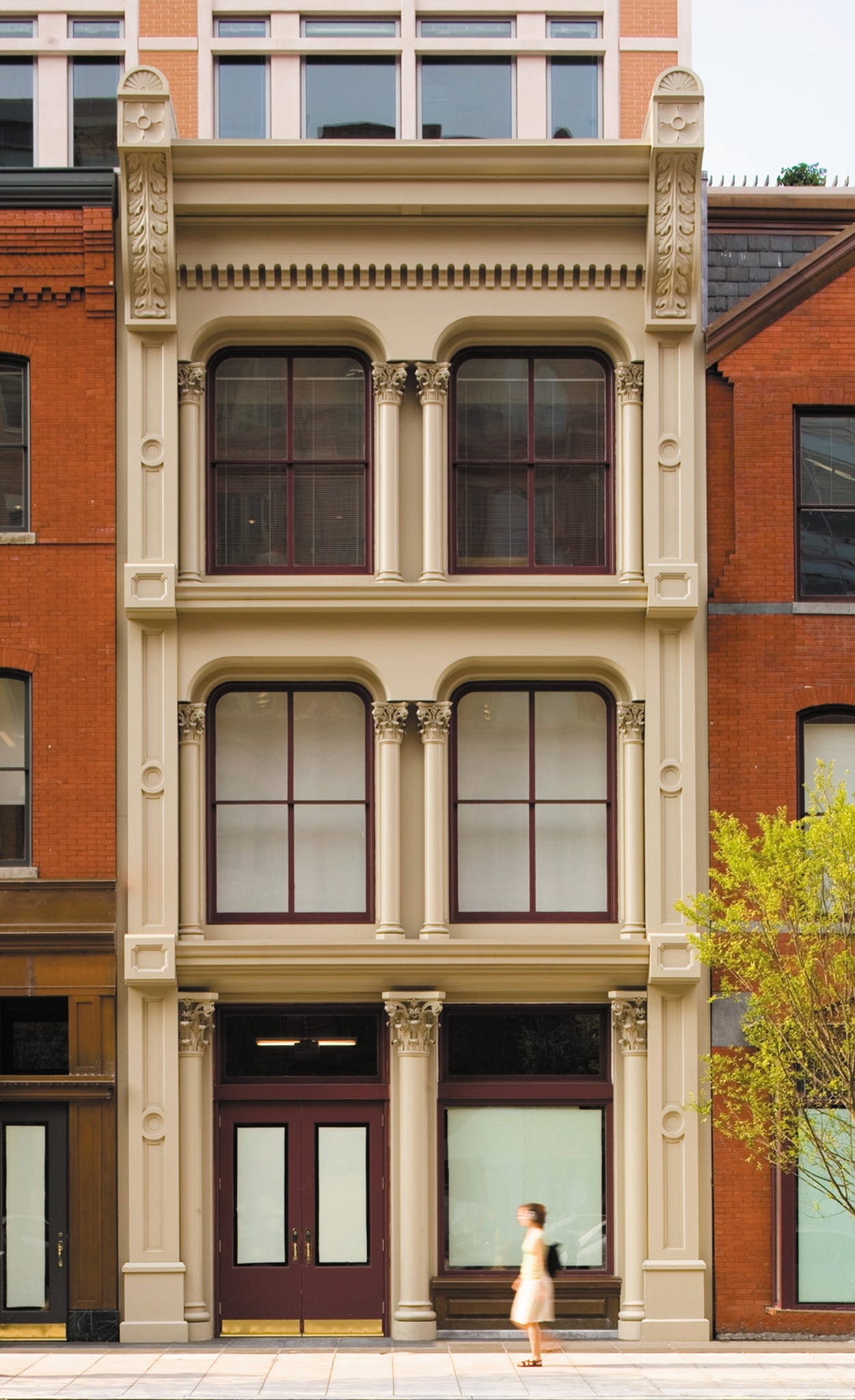 robinson-iron-carroll-square-facade.jpg
