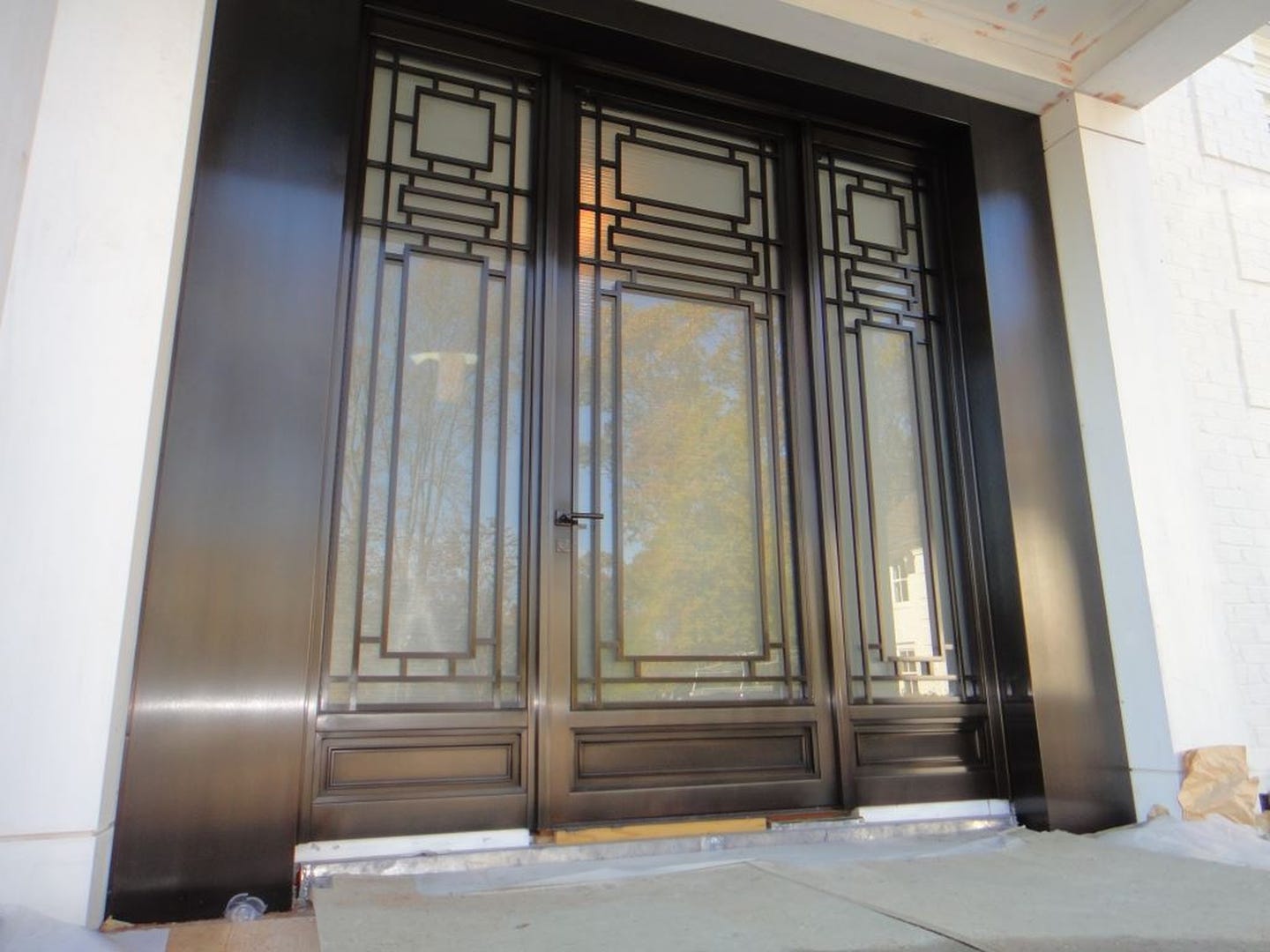 wiemann-bacco-bronze-entry-and-surround-6.jpg