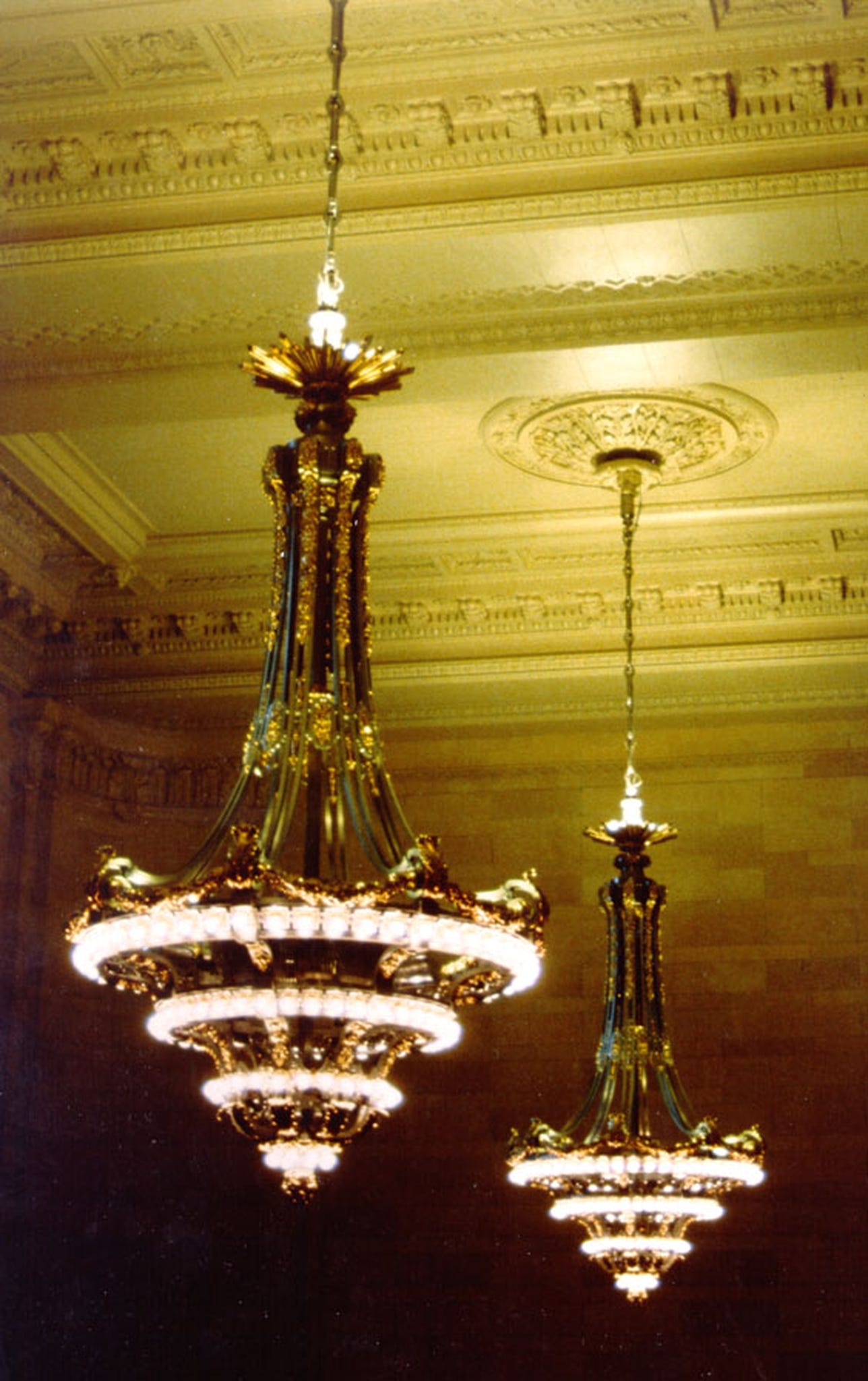 hist-arts-cast-bronze-chandelier---7.jpg