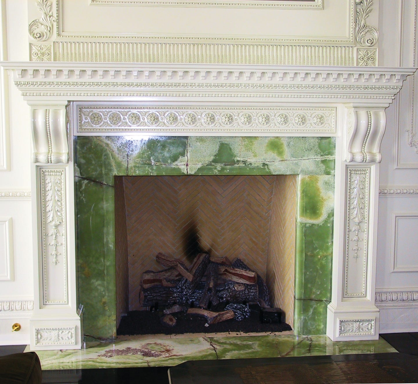 jpweaver_mantel.jpg