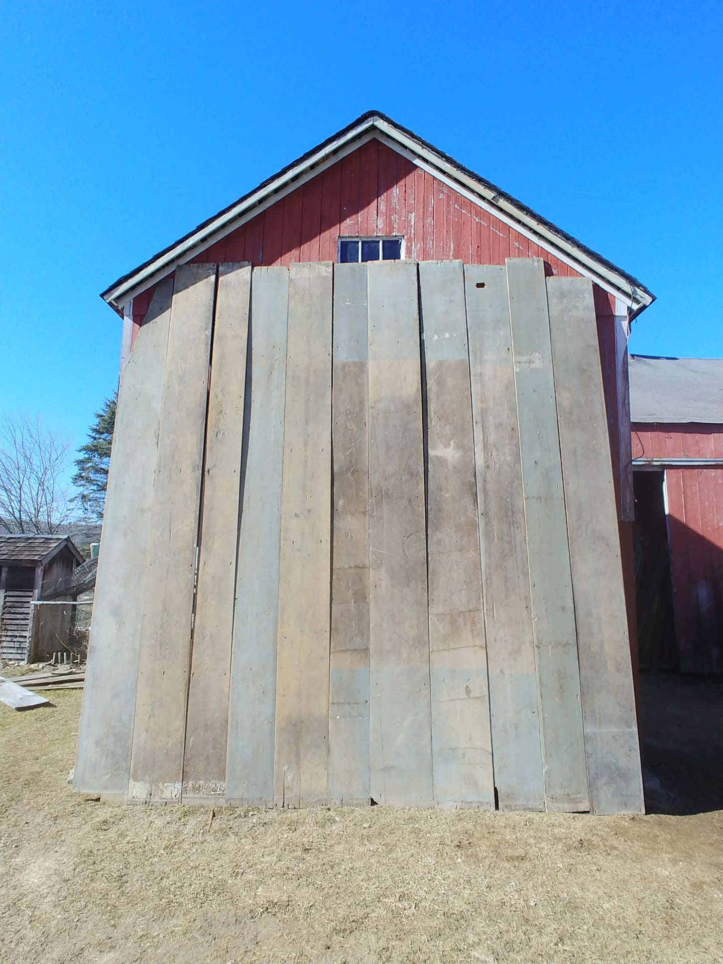 old-wood-workshop-01.jpg