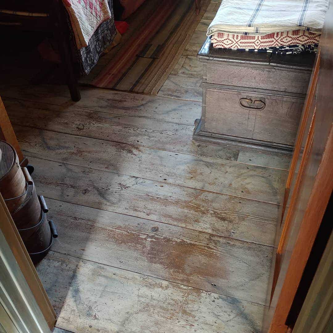 old-wood-workshop-12.jpg
