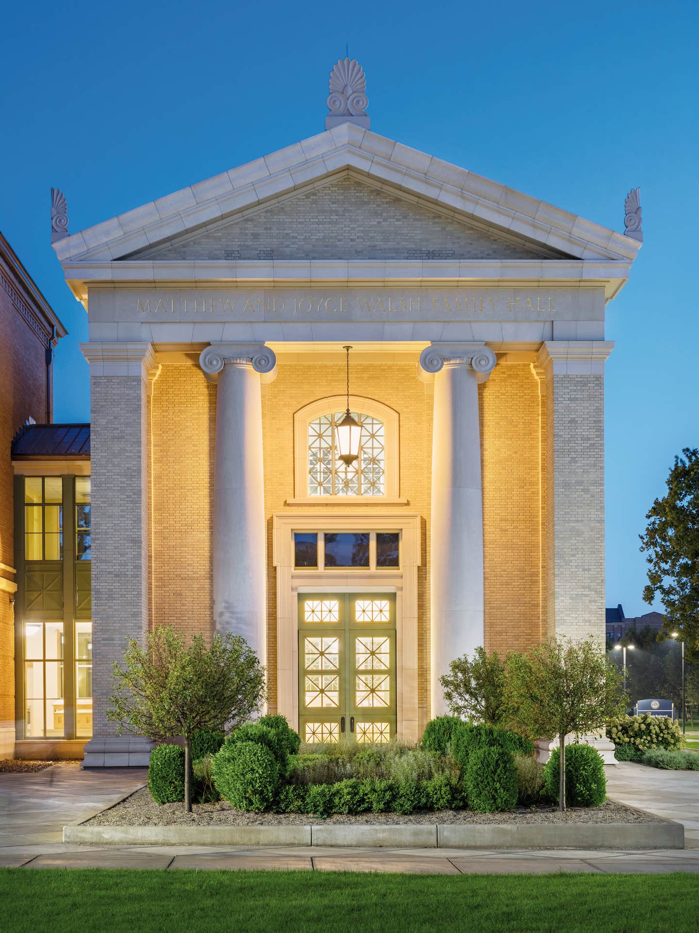 01_exterior.jpg