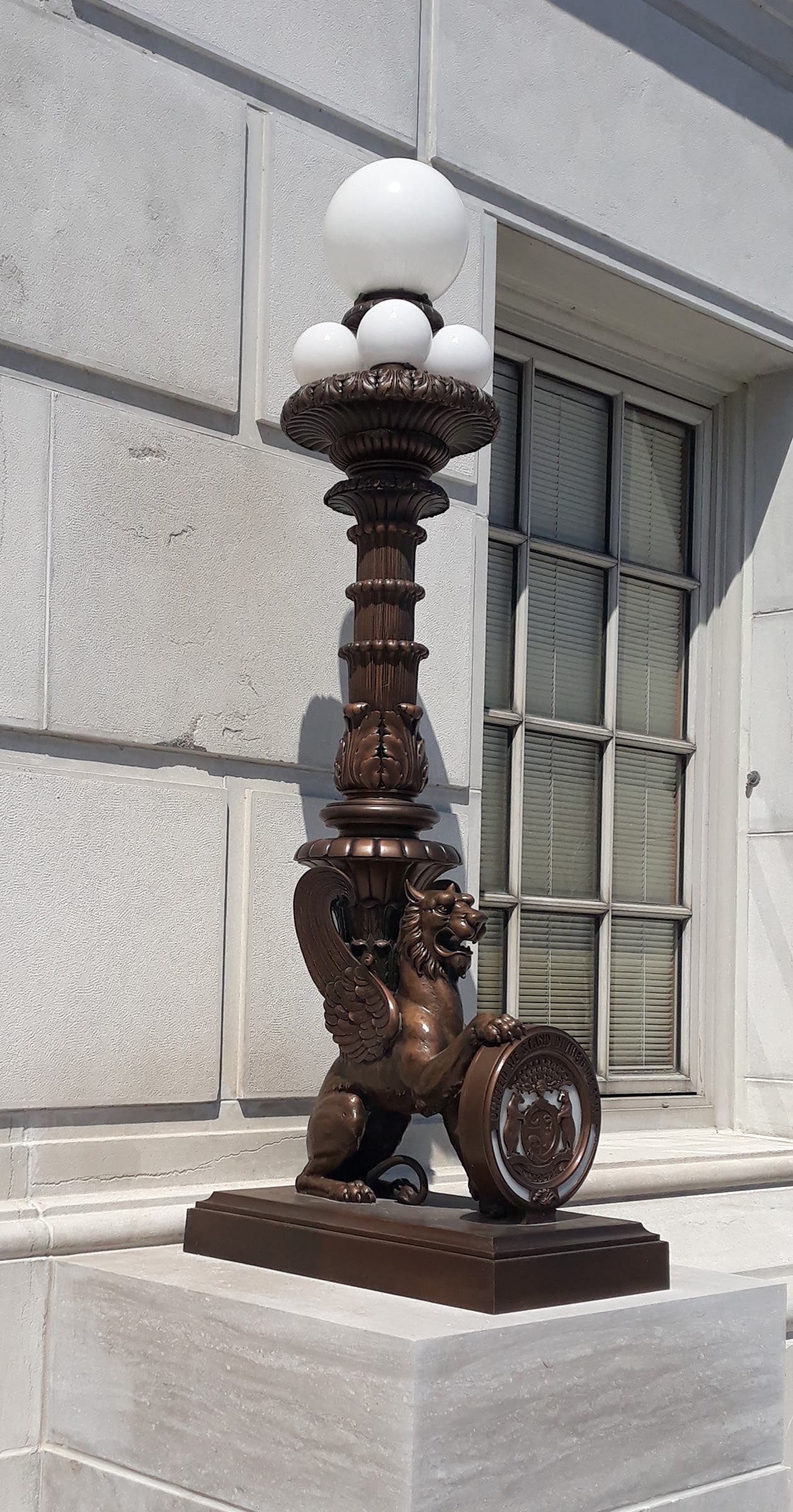 d-restored-small-griffin-standard-at-missouri-state-capitol.jpg