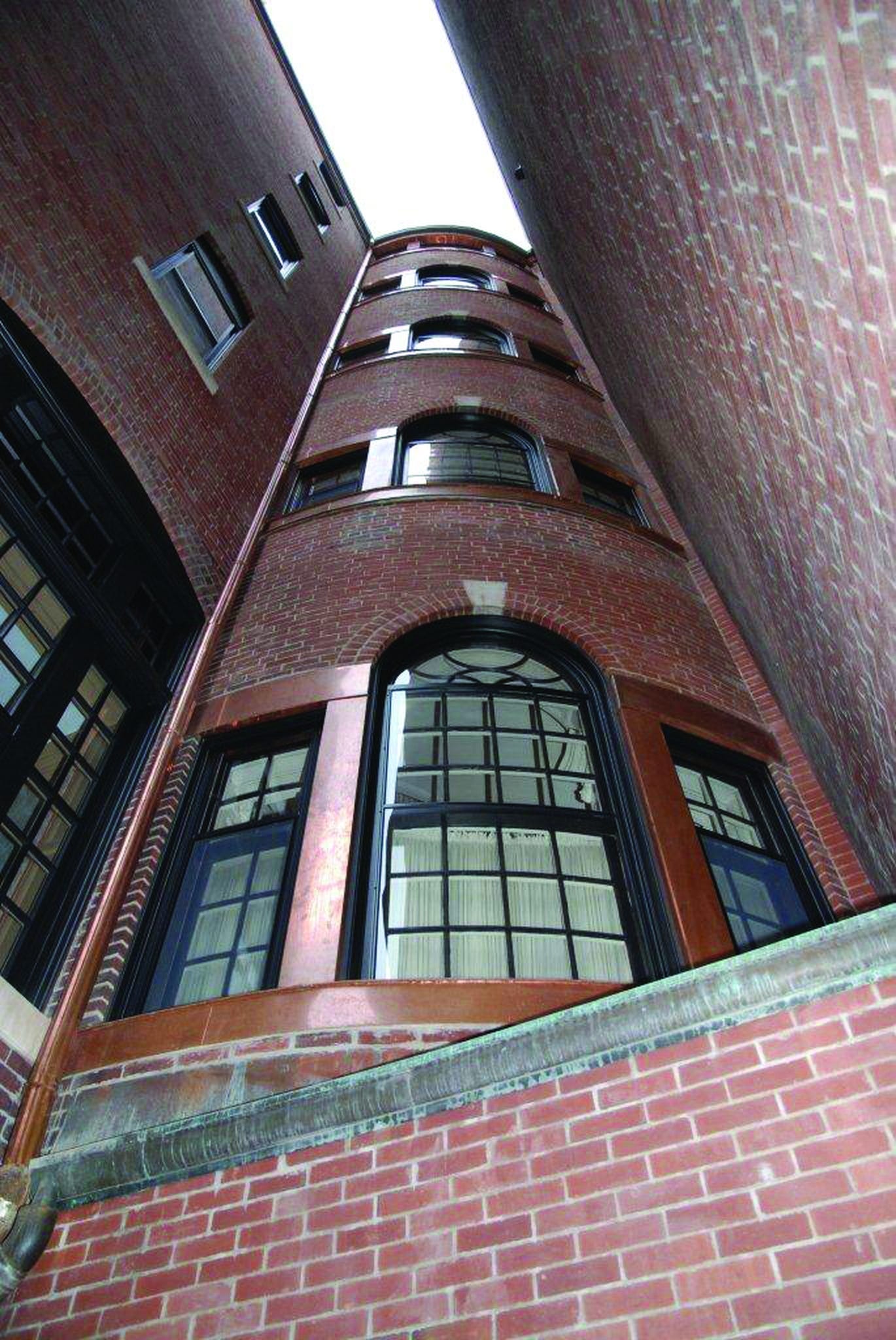 allied-window-holop9---sidman-project---boston-1.jpg