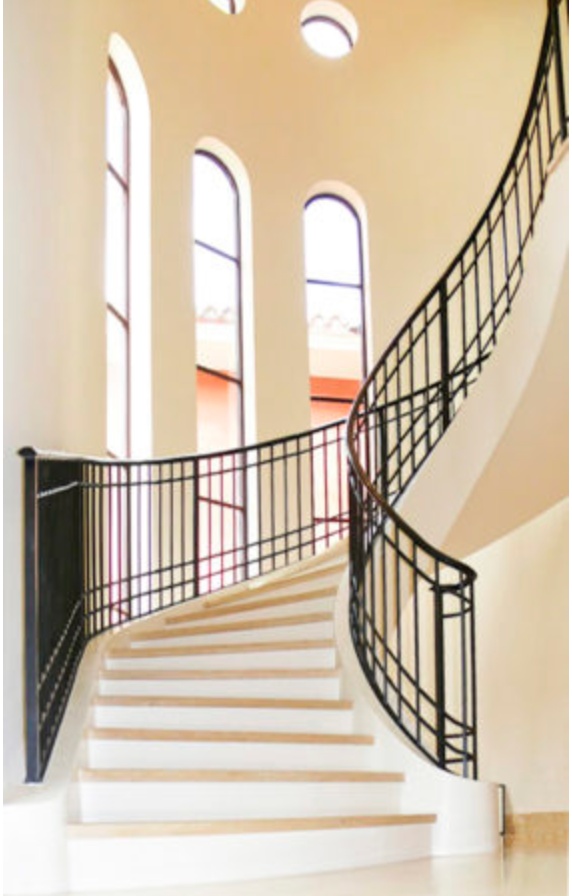 belt-atelier-stair.png
