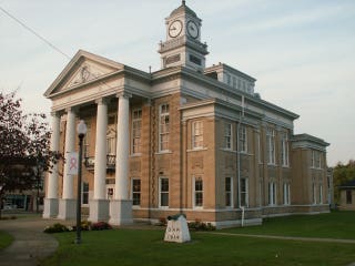 wirth-county-court-house-innerglass.jpg