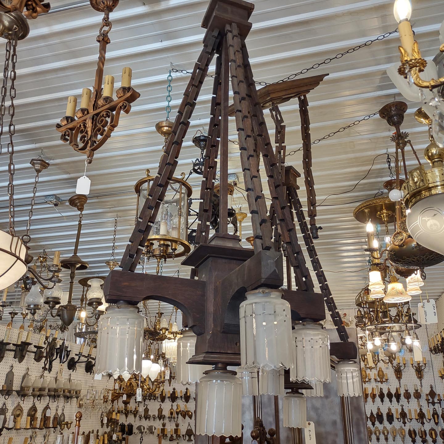 architectural-antiques-of-indianapolis-light.jpg