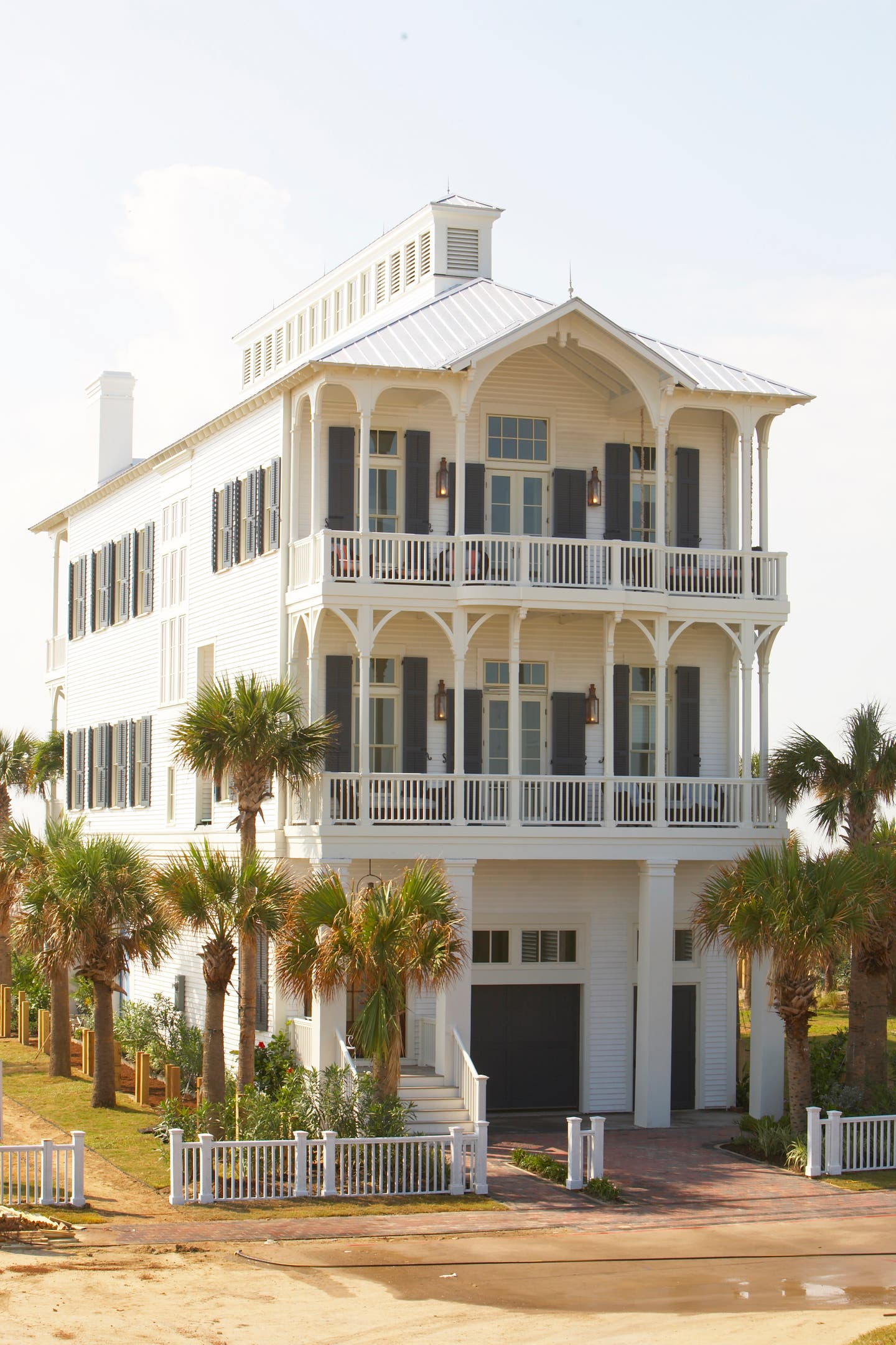bt-coastal-living-front-ext.jpg