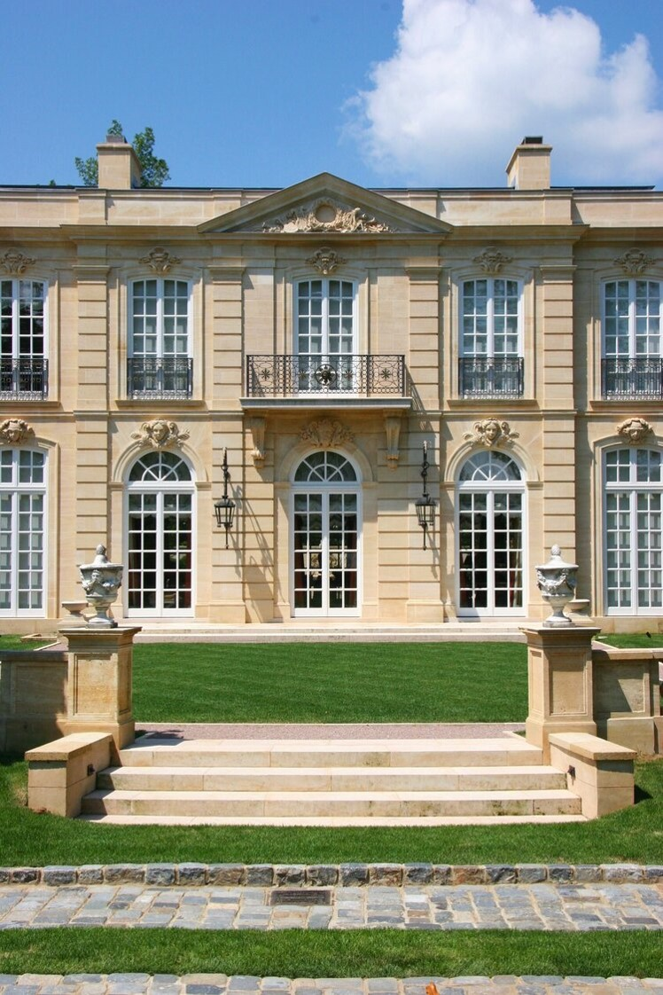 cj-howard-3-hays-residence---exterior---daniel-lee-architect.png
