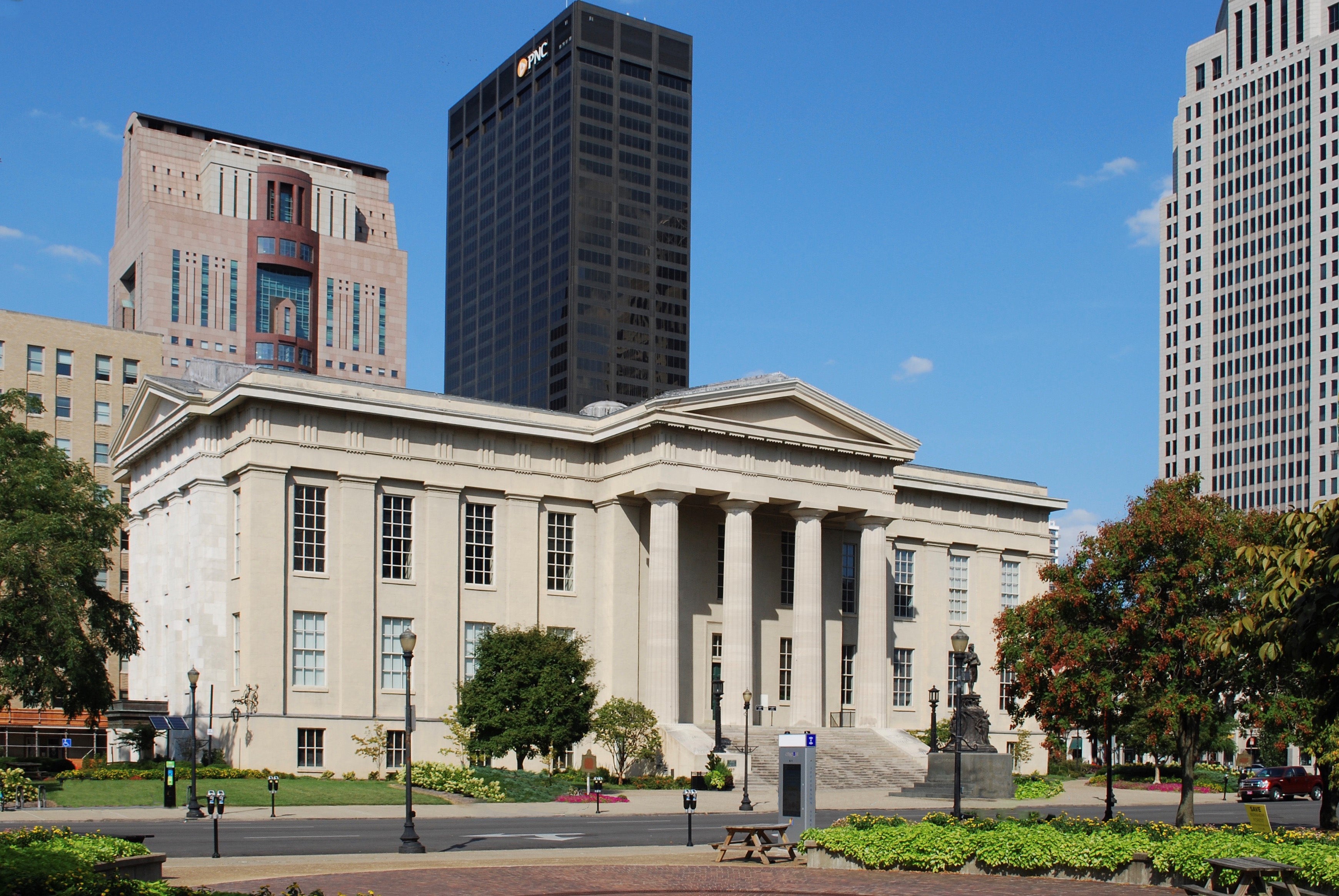 louisville-court-house-edited.jpg