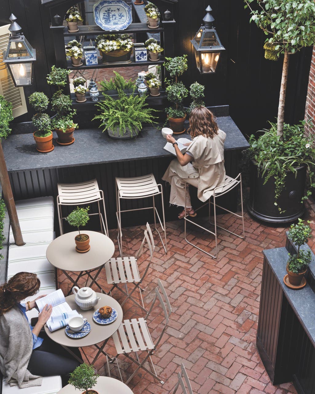 beaconhillbookscafe-cafe-2-copy-large.jpg