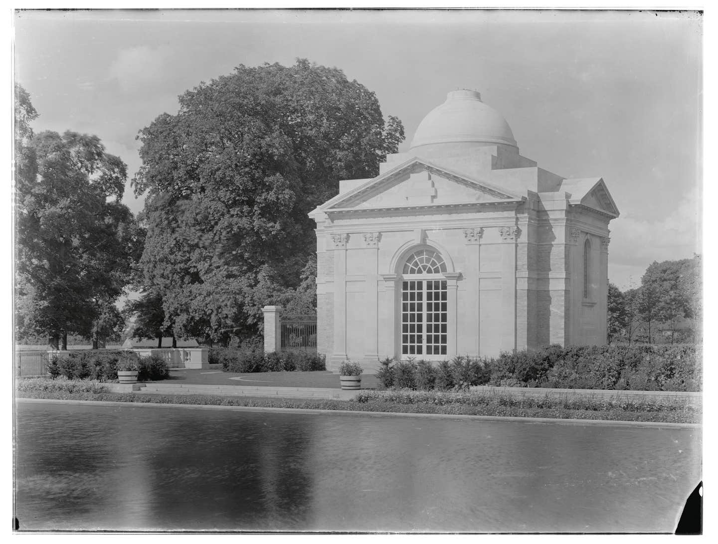 73-sm-the-temple-of-music-from-the-pool.jpg
