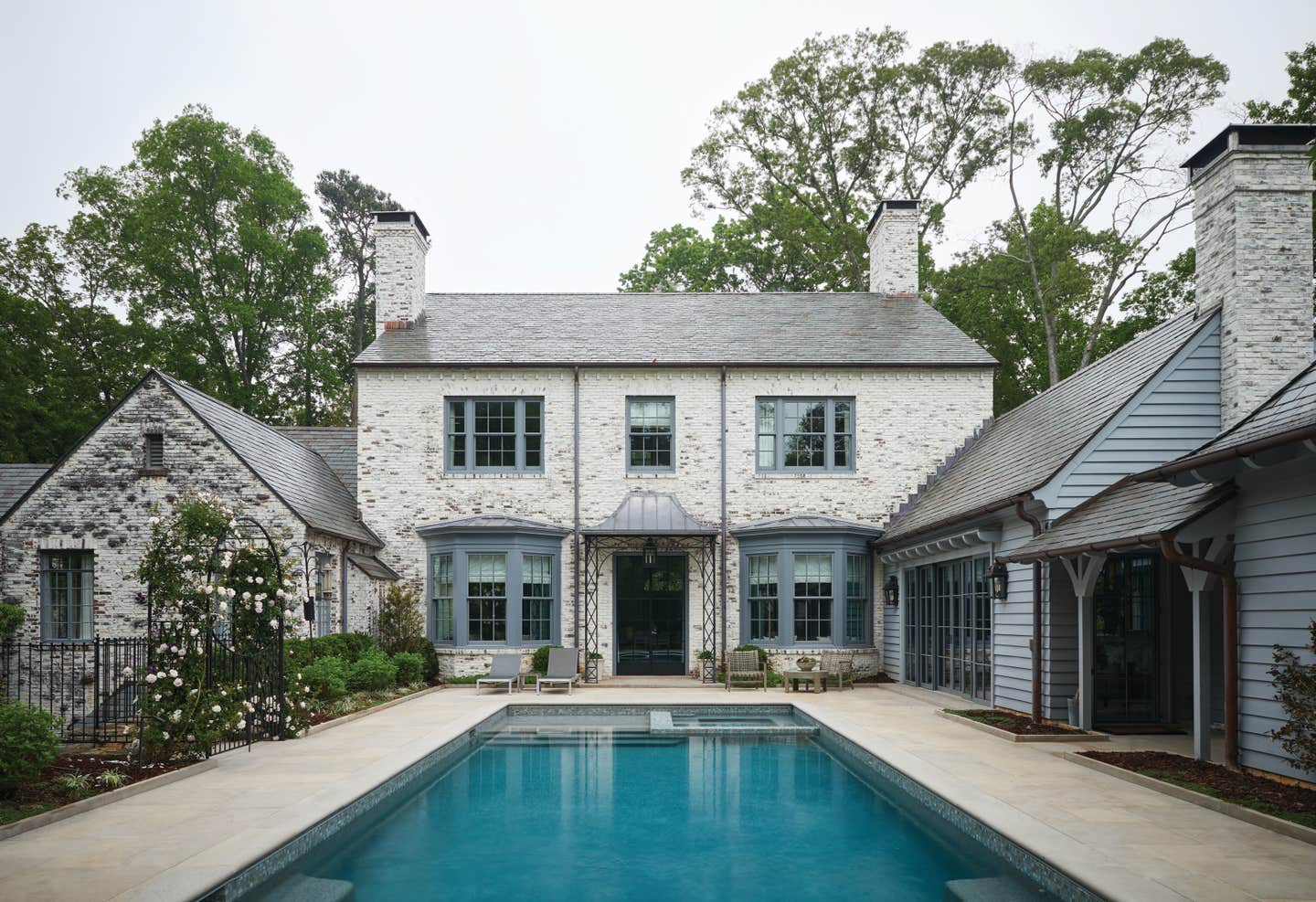 6--back-exterior.jpg