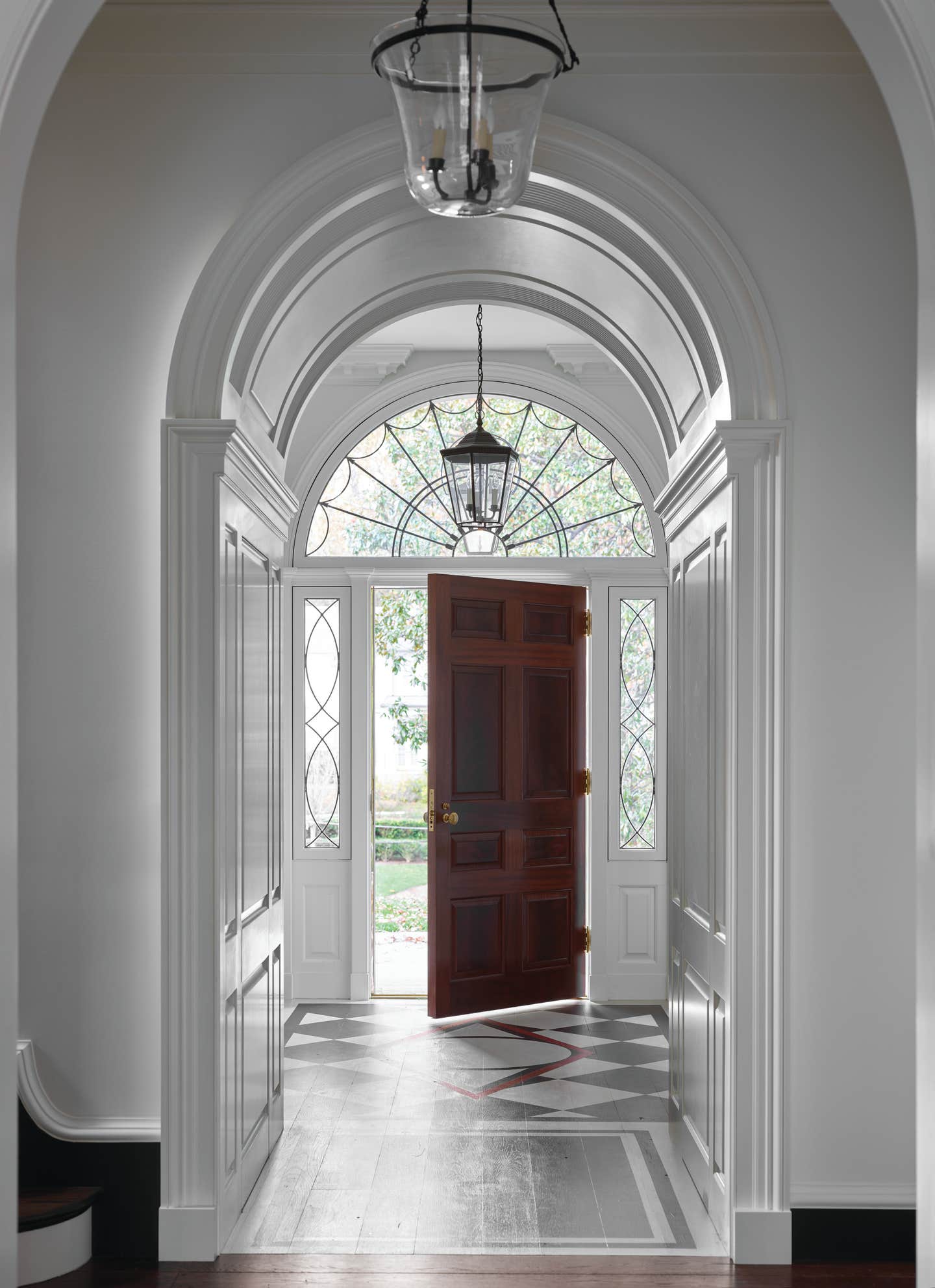 9--entry-hall-sm.jpg