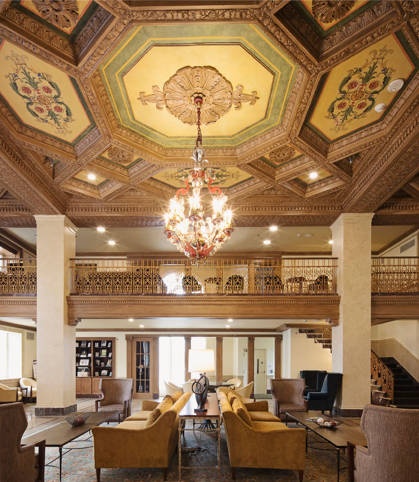 tiedemann-lobby_narriot.jpg