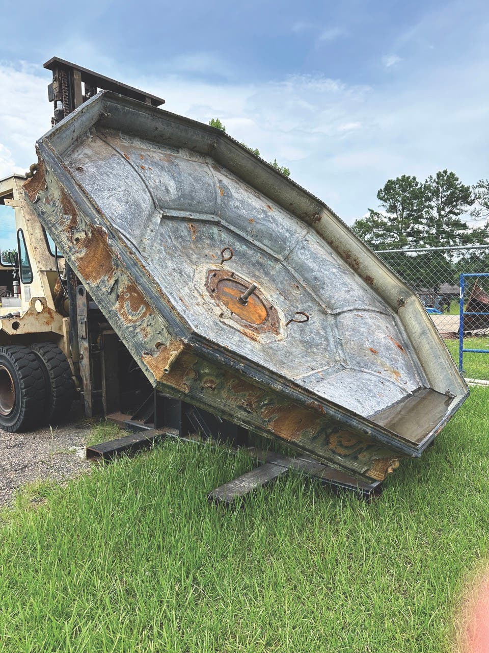 robinson-iron-court-sm-square-dismantled-basin-pre-large.jpg