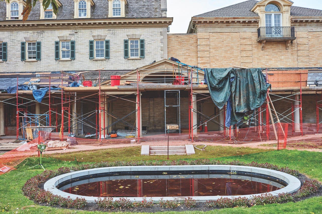 colonnade_restoration1-large.jpg