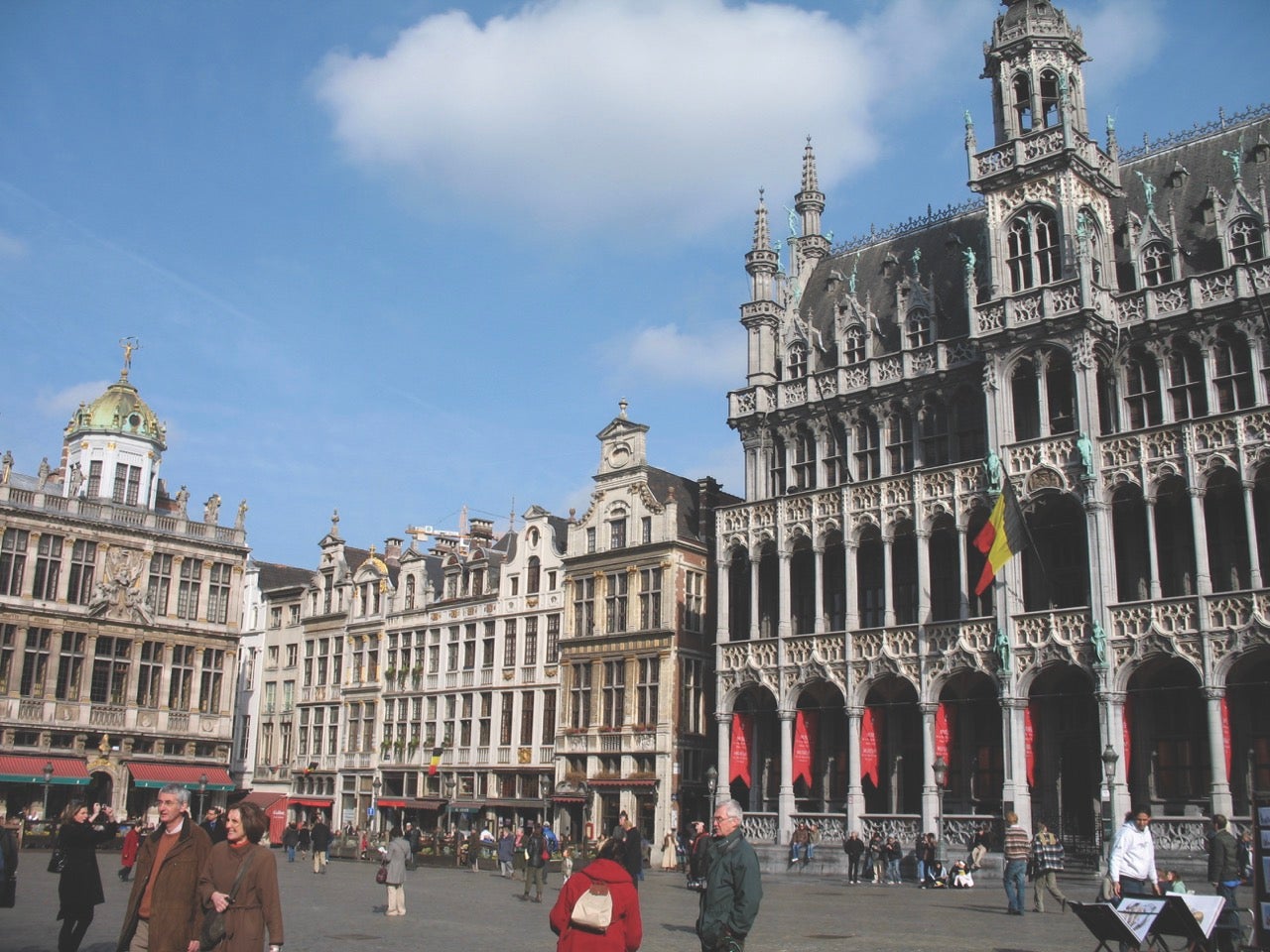 figure-3-grandplacebrusselsswshi-res-large.jpg