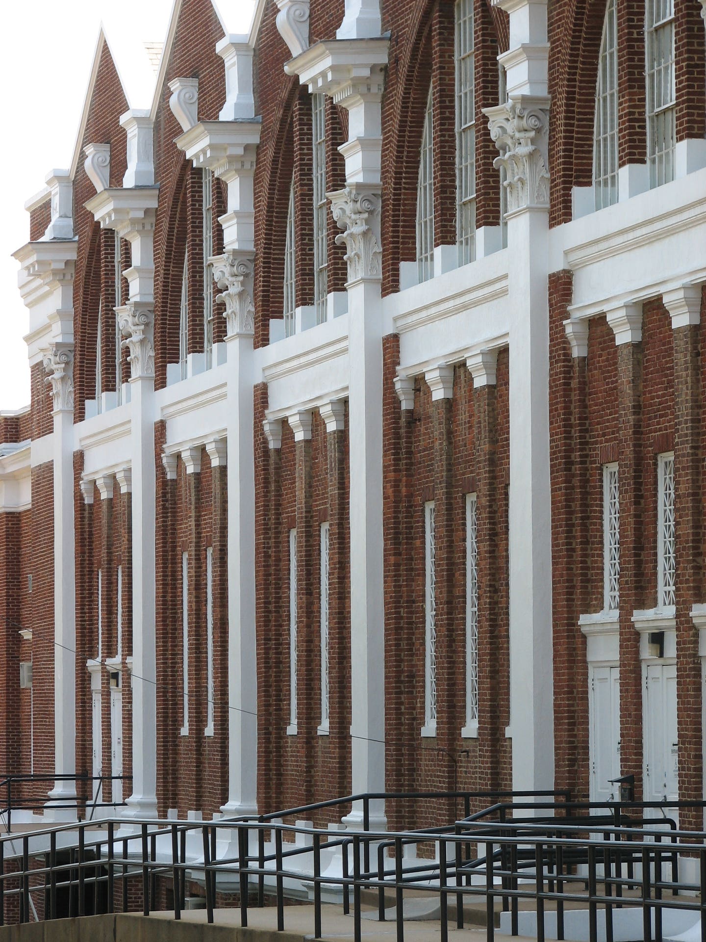 4-memorial-gymnasium-deetail.jpg