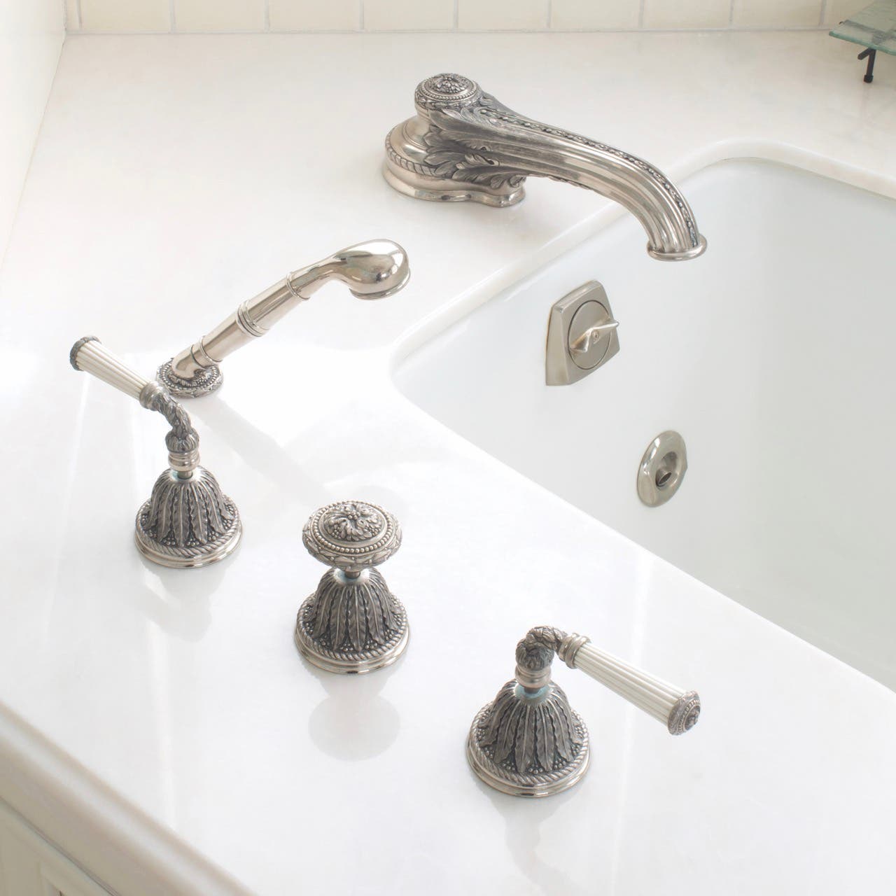 guerin-martins-house-acanthus-tub-set_3526-large.jpg
