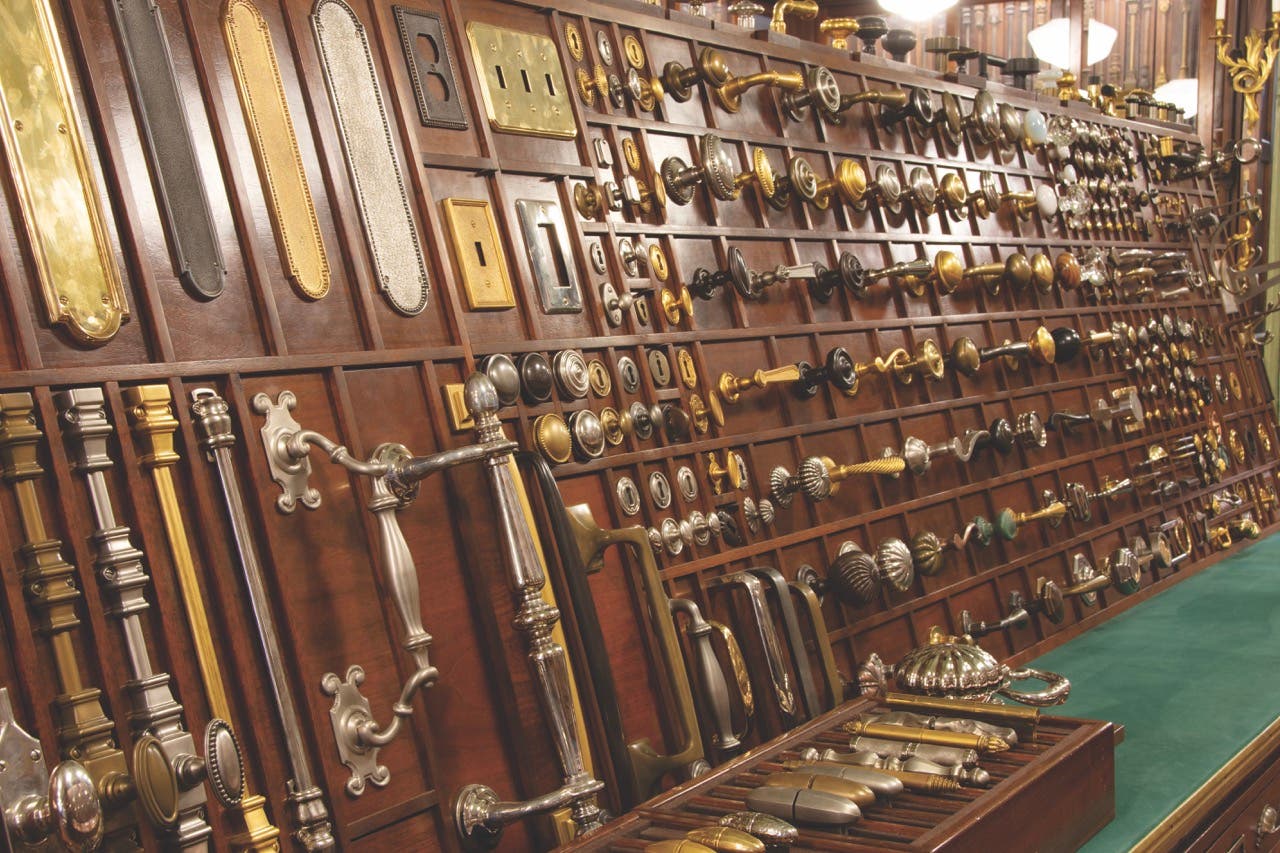 guerin-showroom_stock_simple_9852-large.jpg
