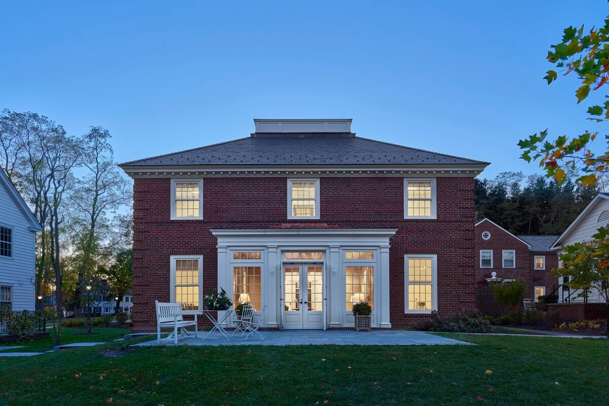 anthony_house_01.jpg